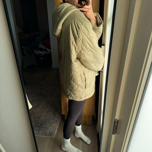 ASOS Olive Green Quilted Puffer Jacket - Picture 2 of 11